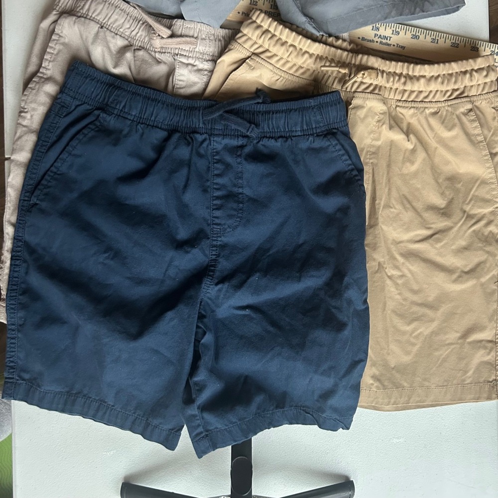 Lot 4 Pairs Boys Pull On Shorts Medium Navy Grey Khaki Tan Elastic Waist Cotton - Picture 5 of 11